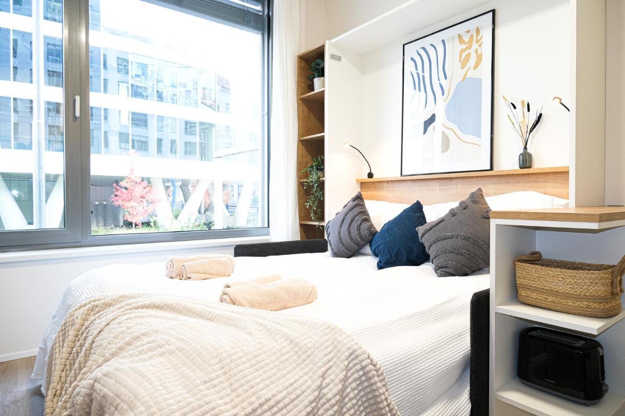 Mymozart Apartments Prague By Rentero Property المظهر الخارجي الصورة