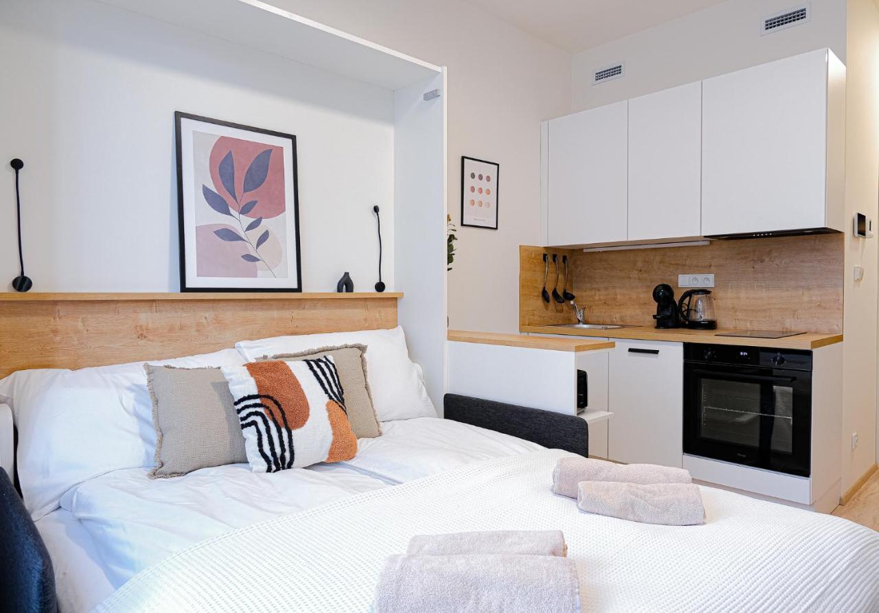 Mymozart Apartments Prague By Rentero Property المظهر الخارجي الصورة