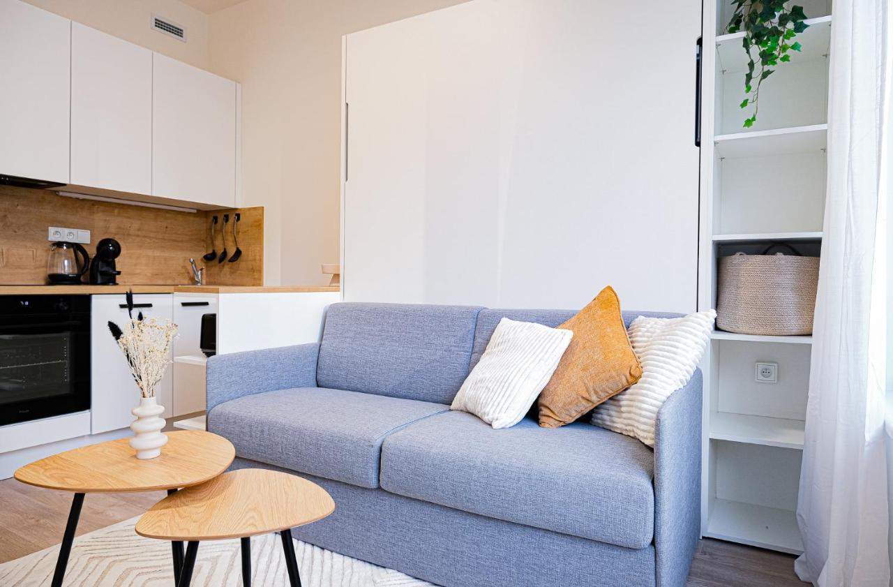 Mymozart Apartments Prague By Rentero Property المظهر الخارجي الصورة